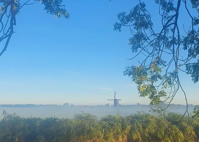 Evergreen Bed & Breakfast 3*